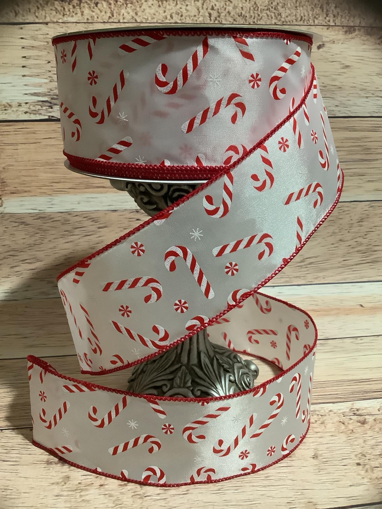 2.5" x 5 Yards Candy Cane Wired Ribbon - Red And White Christmas Ribbon - Ribbon For Bows, Wreaths And Home Decor