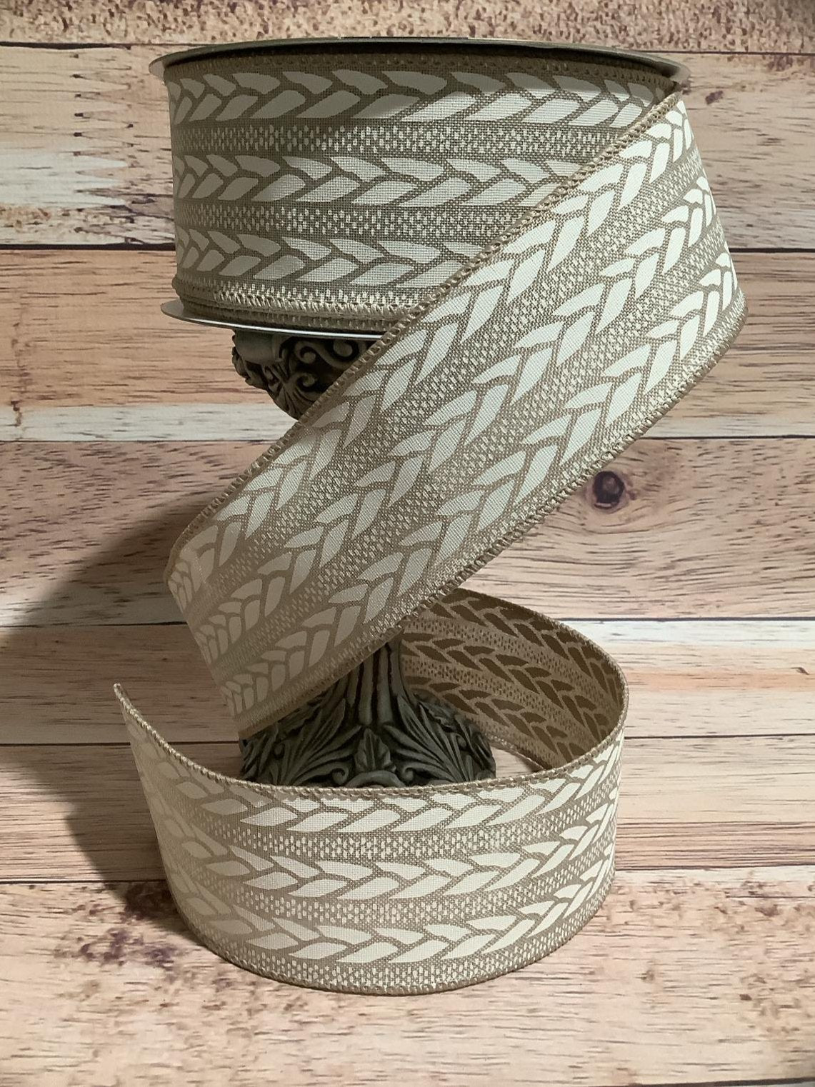 2.5" x 5 Yards Beige And Cream Rope Patterned Wired Ribbon - Ribbon For Bows, Wreaths And Home Decor