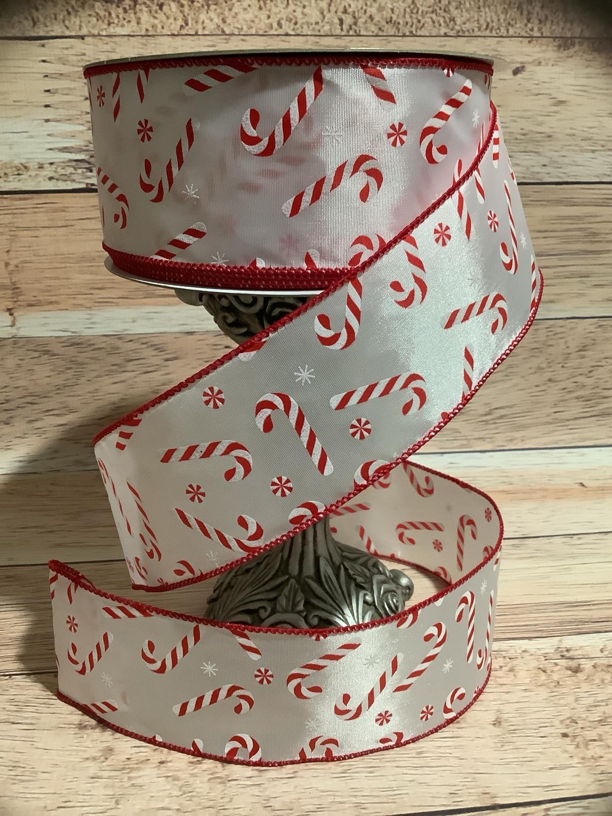 2.5" x 5 Yards Candy Cane Wired Ribbon - Red And White Christmas Ribbon - Ribbon For Bows, Wreaths And Home Decor