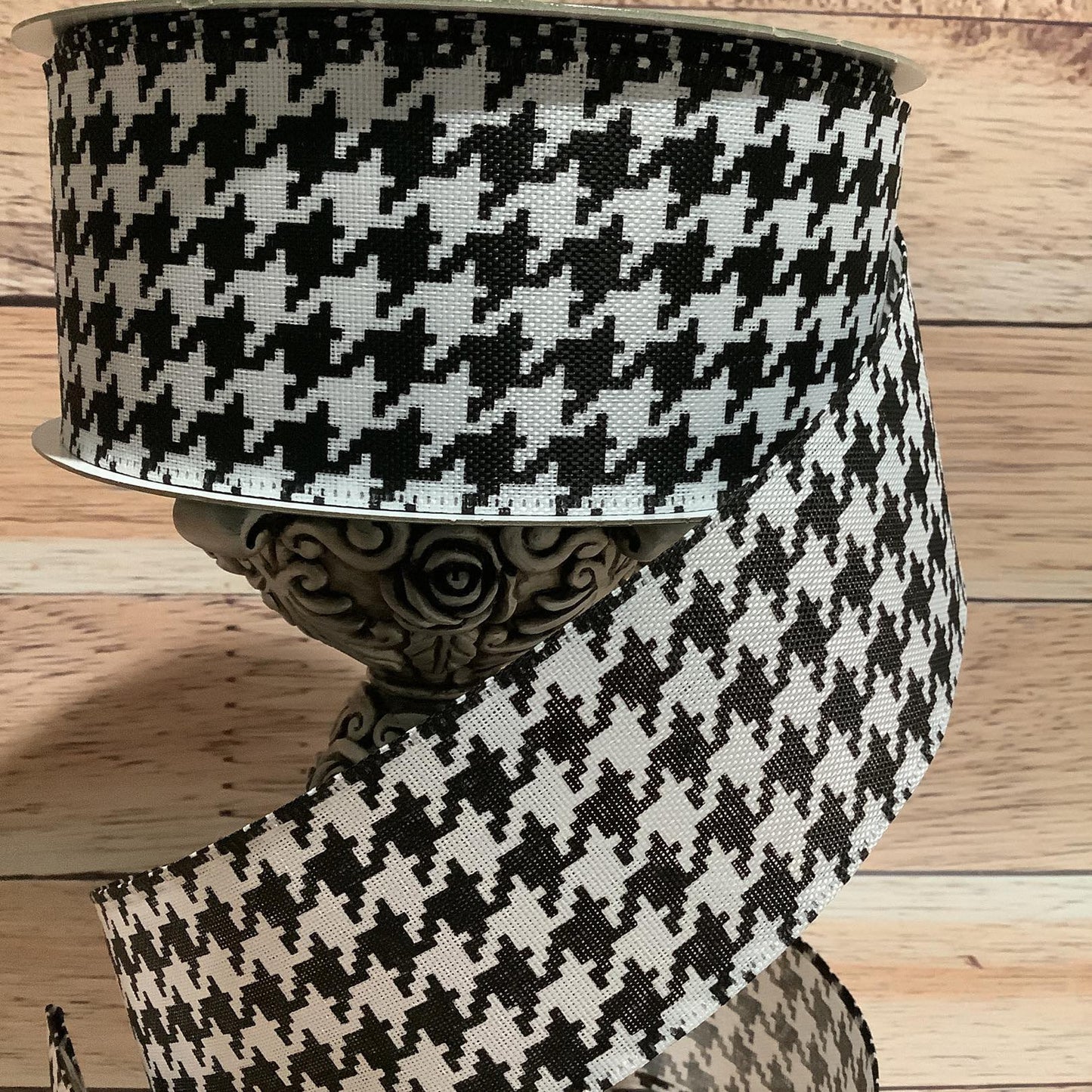 2.5" x 5 Yards - Houndstooth Wired Ribbon - Black And White - Ribbon By Yard - Ribbon For Bows, Wreaths And Home Decor